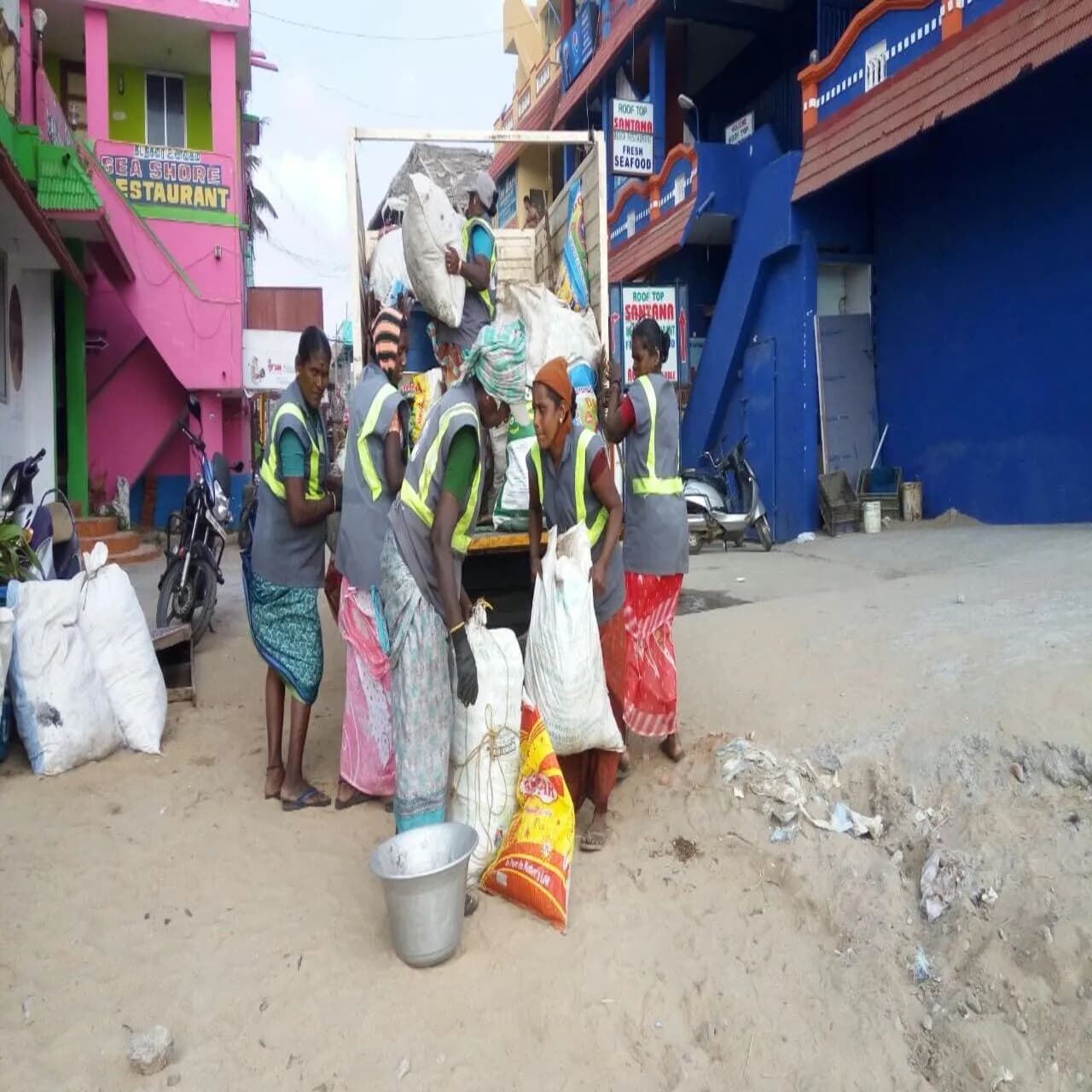 Weekly Clean up In Mamallapuram photo 6